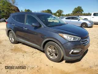 2017 Hyundai Santa Fe 2.4L z VIN 5XYZU3LB4HG388205, wystawiony jako Copart lot #82442035 z przebiegiem 95 638 mil mil oraz Szkoda całkowita • Salvage title. Historia ofert i sprzedaży dostępna na DreamBid. Obrazek 4.