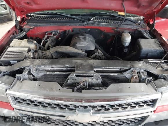 ✅ 2007 Chevrolet Silverado 2500HD Work Truck • VIN: 1GCHK29U17E141493 • Lot: 41369229. Wystawiony na IAAI z przebiegiem 198 623 mil. Bezpłatny archiwum sprzedaży aukcyjnych z USA i szczegółowy raport historii pojazdu na DreamBid. Zdjęcie 10.