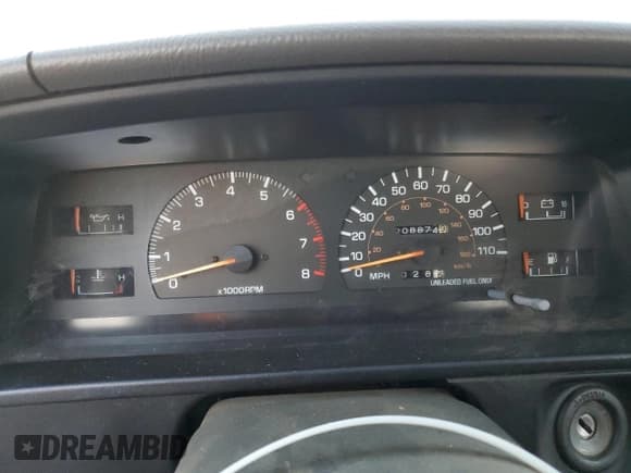 ✅ 1990 Toyota Pickup SR5 • VIN: JT4VN13G4L0016051 • Лот: 82450995. Опубликован ранее на Copart с пробегом 208 874 миль. Бесплатный доступ к архиву аукционных продаж из США и подробный отчёт об истории автомобиля на DreamBid. Изображение 9.