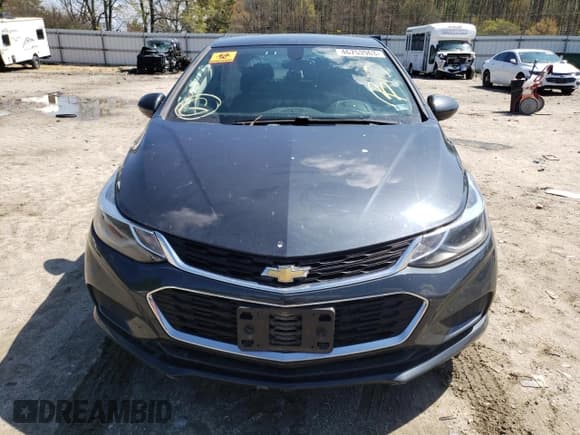 ✅ 2018 Chevrolet Cruze LT • VIN: 1G1BE5SM7J7138711 • Lot: 46753963. Listed on Copart with 82,379 mi. Free auction sales archive from the USA and detailed vehicle history report at DreamBid. Image 5.