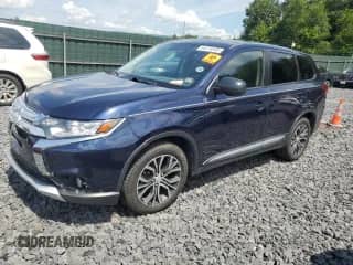 2017 Mitsubishi Outlander ES с VIN JA4AZ2A38HZ060933, выставлен на аукционе Copart как лот 64278505 с пробегом 159 656 миль миль и Списание • Salvage title. История ставок и продаж доступна на DreamBid. Изображение 1.