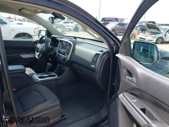 2019 Chevrolet Colorado 2WD LT with VIN 1GCGSCEN5K1123420, listed as a IAAI auction lot 42951802 with 101,681 mi miles and . Bid and sale history available at DreamBid. Image 5.