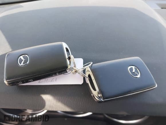 ✅ 2023 Mazda CX-5 S Carbon Edition • VIN: JM3KFBCM6P0165036 • Lot: 42622732. Listed on IAAI with 44,497 mi. Free auction sales archive from the USA and detailed vehicle history report at DreamBid. Image 11.