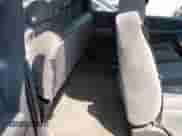 2006 Chevrolet Silverado 1500 LT2 z VIN 2GCEC19T861121260, wystawiony jako IAAI lot #42660747 z przebiegiem Nie podano mil oraz . Historia ofert i sprzedaży dostępna na DreamBid. Obrazek 8.