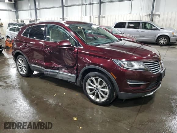 ✅ 2017 Lincoln MKC Select • VIN: 5LMCJ2D96HUL33573 • Лот: 92383665. Опубликован ранее на Copart с пробегом 85 063 миль. Бесплатный доступ к архиву аукционных продаж из США и подробный отчёт об истории автомобиля на DreamBid. Изображение 4.
