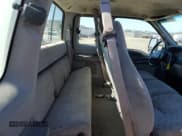 ✅ 1999 Ford F-250 XL • VIN: 1FTNX20S3XEA74797 • Lot: 46886425. Listed on Copart with 318,214 mi. Free auction sales archive from the USA and detailed vehicle history report at DreamBid. Image 10.