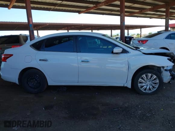 ✅ 2019 Nissan Sentra S • VIN: 3N1AB7AP2KY455026 • Lot: 43350524. Listed on IAAI with 96,990 mi. Free auction sales archive from the USA and detailed vehicle history report at DreamBid. Image 12.