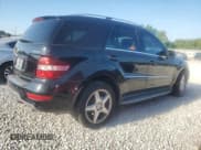 ✅ 2009 Mercedes-Benz M 550 • VIN: 4JGBB72E79A521000 • Lot: 64460815. Wystawiony na Copart z przebiegiem 142 893 mil. Bezpłatny archiwum sprzedaży aukcyjnych z USA i szczegółowy raport historii pojazdu na DreamBid. Zdjęcie 3.