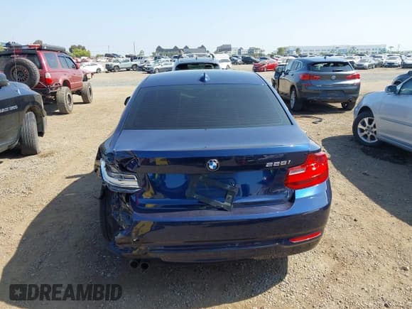 ✅ 2015 BMW 2 Series 228i • VIN: WBA1F9C59FVW98387 • Lot: 42518807. Listed on IAAI with 79,848 mi. Free auction sales archive from the USA and detailed vehicle history report at DreamBid. Image 16.