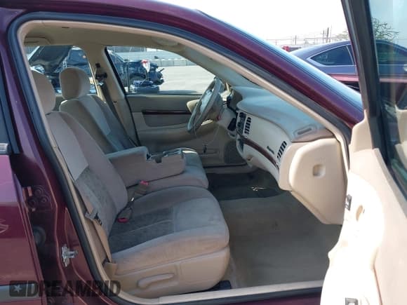 ✅ 2004 Chevrolet Impala • VIN: 2G1WF52E849397525 • Lot: 42903583. Listed on IAAI with 152,465 mi. Free auction sales archive from the USA and detailed vehicle history report at DreamBid. Image 5.