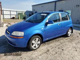 ✅ 2007 Chevrolet Aveo LS • VIN: KL1TD66627B758850 • Lot: 43155335. Wystawiony na Copart z przebiegiem 173 989 mil. Bezpłatny archiwum sprzedaży aukcyjnych z USA i szczegółowy raport historii pojazdu na DreamBid. Zdjęcie 1.