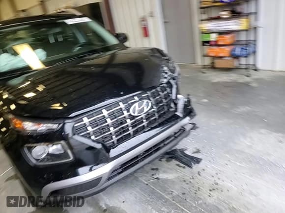 ✅ 2024 Hyundai Venue SEL • VIN: KMHRC8A30RU320524 • Lot: 48223435. Listed on Copart with 7,418 mi. Free auction sales archive from the USA and detailed vehicle history report at DreamBid. Image 11.