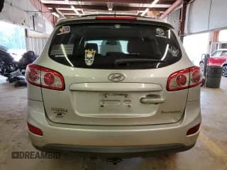 ✅ 2011 Hyundai Santa Fe SE • VIN: 5XYZH4AG1BG018247 • Lot: 57107634. Listed on Copart with 209,184 mi. Free auction sales archive from the USA and detailed vehicle history report at DreamBid. Image 6.