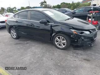 ✅ 2018 Chevrolet Cruze LT • VIN: 1G1BE5SM4J7124314 • Lot: 43448494. Wystawiony na IAAI z przebiegiem 110 914 mil. Bezpłatny archiwum sprzedaży aukcyjnych z USA i szczegółowy raport historii pojazdu na DreamBid. Zdjęcie 1.