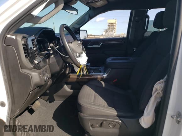 ✅ 2022 Chevrolet Silverado 1500 RST • VIN: 2GCPADED9N1515542 • Lot: 56848055. Listed on Copart with 23,046 mi. Free auction sales archive from the USA and detailed vehicle history report at DreamBid. Image 7.