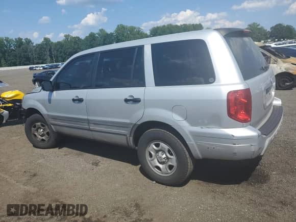 2003 Honda Pilot LX with VIN 2HKYF18143H520231, listed as a Copart auction lot 63579115 with Not provided miles and Salvage title. Bid and sale history available at DreamBid. Image 2.