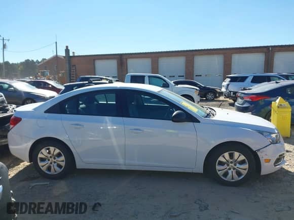 2016 Chevrolet Cruze LS с VIN 1G1PC5SH6G7207671, выставлен на аукционе IAAI как лот 43450865 с пробегом 82 944 миль миль и . История ставок и продаж доступна на DreamBid. Изображение 13.