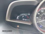 ✅ 2016 Mazda 3 i Touring • VIN: 3MZBM1V7XGM248690 • Лот: 43274646. Опубликован ранее на IAAI с пробегом 86 487 миль. Бесплатный доступ к архиву аукционных продаж из США и подробный отчёт об истории автомобиля на DreamBid. Изображение 15.