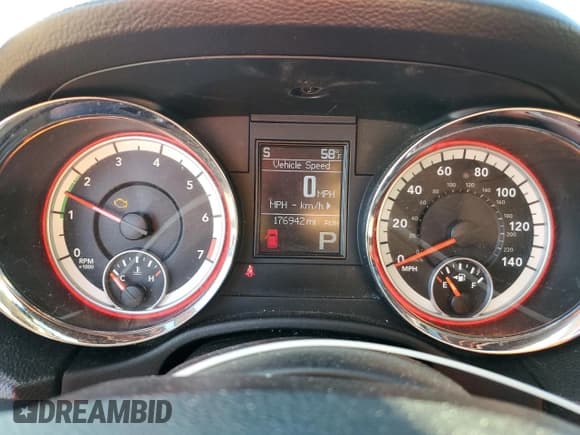 ✅ 2013 Dodge Durango Crew • VIN: 1C4RDJDG7DC678998 • Lot: 91173975. Wystawiony na Copart z przebiegiem 176 942 mil. Bezpłatny archiwum sprzedaży aukcyjnych z USA i szczegółowy raport historii pojazdu na DreamBid. Zdjęcie 9.