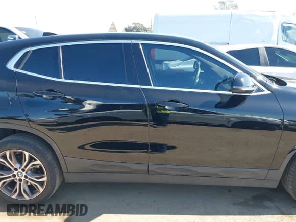 ✅ 2018 BMW X2 sDrive28i • VIN: WBXYJ3C3XJEJ82546 • Lot: 43635090. Wystawiony na IAAI z przebiegiem 54 486 mil. Bezpłatny archiwum sprzedaży aukcyjnych z USA i szczegółowy raport historii pojazdu na DreamBid. Zdjęcie 13.