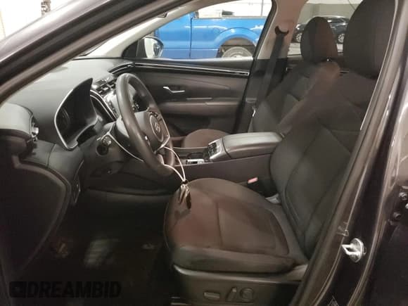 ✅ 2022 Hyundai Tucson SEL • VIN: 5NMJBCAE4NH083577 • Lot: 69462694. Wystawiony na Copart z przebiegiem 108 537 mil. Bezpłatny archiwum sprzedaży aukcyjnych z USA i szczegółowy raport historii pojazdu na DreamBid. Zdjęcie 7.