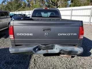 ✅ 2003 Dodge Dakota Sport • VIN: 1D7HL32X53S172240 • Lot: 45607135. Wystawiony na Copart z przebiegiem Nie podano. Bezpłatny archiwum sprzedaży aukcyjnych z USA i szczegółowy raport historii pojazdu na DreamBid. Zdjęcie 6.