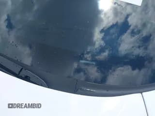 ✅ 2025 McLaren Artura • VIN: SBM16BEA2SW003019 • Lot: 42463862. Wystawiony na IAAI z przebiegiem 4 189 mil. Bezpłatny archiwum sprzedaży aukcyjnych z USA i szczegółowy raport historii pojazdu na DreamBid. Zdjęcie 6.