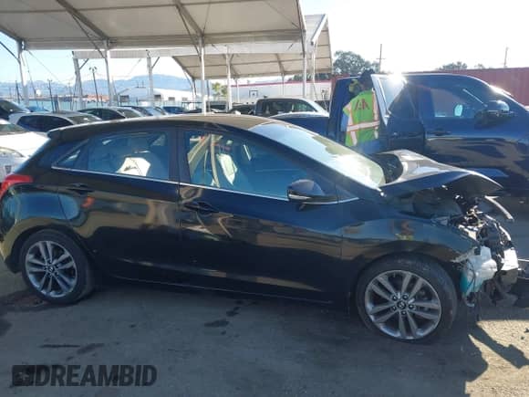 2016 Hyundai Elantra z VIN KMHD35LH7GU323340, wystawiony jako IAAI lot #43469922 z przebiegiem 93 453 mil mil oraz . Historia ofert i sprzedaży dostępna na DreamBid. Obrazek 13.