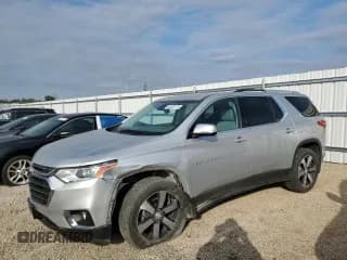 ✅ 2018 Chevrolet Traverse LT • VIN: 1GNEVHKW1JJ190370 • Lot: 86325175. Wystawiony na Copart z przebiegiem 49 264 mil. Bezpłatny archiwum sprzedaży aukcyjnych z USA i szczegółowy raport historii pojazdu na DreamBid. Zdjęcie 1.