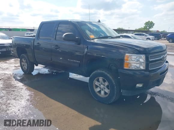 ✅ 2012 Chevrolet Silverado 1500 LTZ • VIN: 3GCPCTE04CG142917 • Lot: 42211450. Wystawiony na IAAI z przebiegiem 129 185 mil. Bezpłatny archiwum sprzedaży aukcyjnych z USA i szczegółowy raport historii pojazdu na DreamBid. Zdjęcie 1.