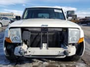 ✅ 2007 Jeep Commander Sport • VIN: 1J8HH48P57C680922 • Лот: 41823245. Опубликован ранее на Copart с пробегом 127 586 миль. Бесплатный доступ к архиву аукционных продаж из США и подробный отчёт об истории автомобиля на DreamBid. Изображение 5.