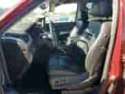 2019 Chevrolet Tahoe LT z VIN 1GNSKBKC8KR295232, wystawiony jako Copart lot #85880395 z przebiegiem 86 415 mil mil oraz Szkoda całkowita • Salvage title. Historia ofert i sprzedaży dostępna na DreamBid. Obrazek 7.