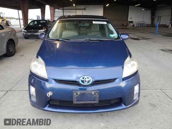 ✅ 2010 Toyota Prius IV • VIN: JTDKN3DU4A0169660 • Lot: 93268465. Listed on Copart with 199,996 mi. Free auction sales archive from the USA and detailed vehicle history report at DreamBid. Image 5.