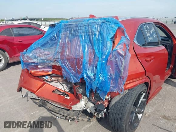 ✅ 2019 Lexus UX 200 • VIN: JTHY3JBH8K2007240 • Lot: 42893981. Wystawiony na IAAI z przebiegiem 63 624 mil. Bezpłatny archiwum sprzedaży aukcyjnych z USA i szczegółowy raport historii pojazdu na DreamBid. Zdjęcie 6.