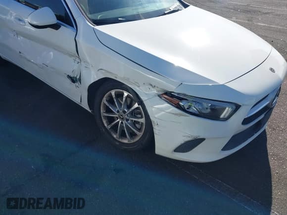 ✅ 2021 Mercedes-Benz A 220 • VIN: W1K3G4EB6MJ313814 • Lot: 40963795. Wystawiony na IAAI z przebiegiem 75 667 mil. Bezpłatny archiwum sprzedaży aukcyjnych z USA i szczegółowy raport historii pojazdu na DreamBid. Zdjęcie 6.