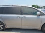 ✅ 2014 Toyota Sienna LE AAS • VIN: 5TDKK3DC6ES442682 • Lot: 42271110. Listed on IAAI with 158,785 mi. Free auction sales archive from the USA and detailed vehicle history report at DreamBid. Image 13.