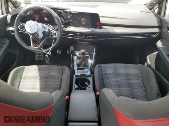 ✅ 2023 Volkswagen Golf GTI Autobahn • VIN: WVW6A7CD7PW120691 • Лот: 51098525. Опубликован ранее на Copart с пробегом 31 896 миль. Бесплатный доступ к архиву аукционных продаж из США и подробный отчёт об истории автомобиля на DreamBid. Изображение 8.