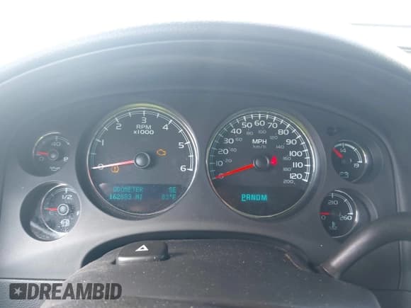 ✅ 2012 Chevrolet Silverado 1500 LTZ • VIN: 3GCPKTE79CG176934 • Lot: 42205304. Wystawiony na IAAI z przebiegiem 162 883 mil. Bezpłatny archiwum sprzedaży aukcyjnych z USA i szczegółowy raport historii pojazdu na DreamBid. Zdjęcie 7.