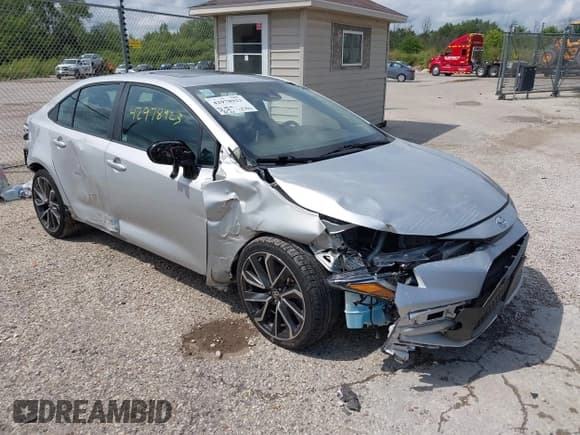 ✅ 2020 Toyota Corolla SE • VIN: 5YFM4RCE0LP012550 • Лот: 42978923. Опубликован ранее на IAAI с пробегом 78 105 миль. Бесплатный доступ к архиву аукционных продаж из США и подробный отчёт об истории автомобиля на DreamBid. Изображение 1.