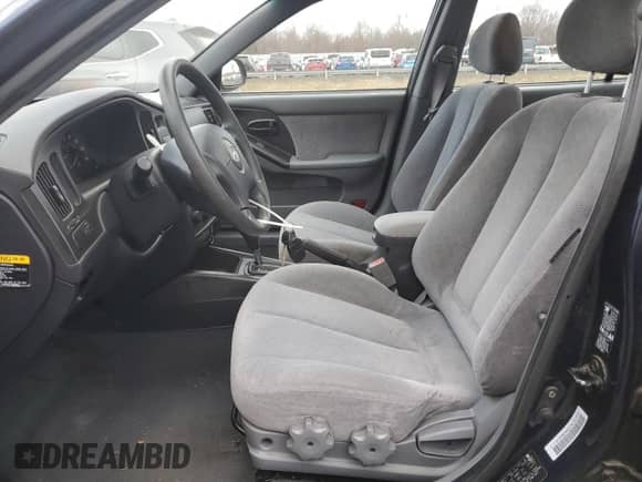 ✅ 2004 Hyundai Elantra GLS • VIN: KMHDN46D24U923532 • Лот: 83313024. Размещён на Copart с пробегом 97 981 миль миль. Получите бесплатный доступ к архиву аукционных продаж из США и посмотрите подробный отчёт об истории автомобиля на DreamBid. Изображение 7.