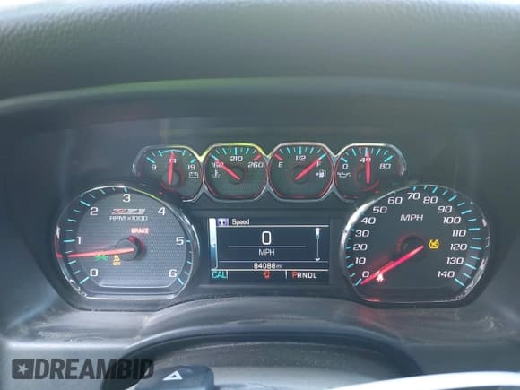 ✅ 2019 Chevrolet Silverado 1500 LT • VIN: 2GCVKPEC7K1217712 • Lot: 43382960. Wystawiony na IAAI z przebiegiem 84 088 mil. Bezpłatny archiwum sprzedaży aukcyjnych z USA i szczegółowy raport historii pojazdu na DreamBid. Zdjęcie 7.