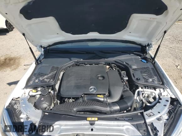 ✅ 2019 Mercedes-Benz C 300 • VIN: WDDWK8DB2KF794665 • Лот: 82730725. Опубликован ранее на Copart с пробегом 87 085 миль. Бесплатный доступ к архиву аукционных продаж из США и подробный отчёт об истории автомобиля на DreamBid. Изображение 11.