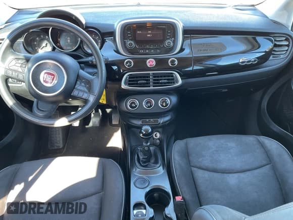 ✅ 2016 FIAT 500X Pop • VIN: ZFBCFXAW7GP341441 • Лот: 87687945. Опубликован ранее на Copart с пробегом 89 998 миль. Бесплатный доступ к архиву аукционных продаж из США и подробный отчёт об истории автомобиля на DreamBid. Изображение 9.