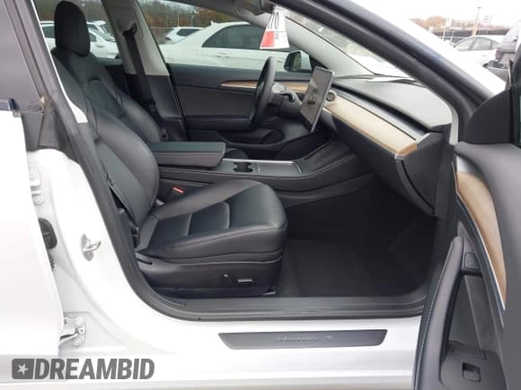 ✅ 2022 Tesla Model 3 Long Range • VIN: 5YJ3E1EB0NF339221 • Lot: 43675880. Listed on IAAI with 50,977 mi. Free auction sales archive from the USA and detailed vehicle history report at DreamBid. Image 5.