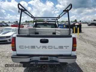 ✅ 2000 Chevrolet Silverado 2500 LS • VIN: 1GCGC24U0YE158786 • Lot: 59127635. Wystawiony na Copart z przebiegiem 96 540 mil. Bezpłatny archiwum sprzedaży aukcyjnych z USA i szczegółowy raport historii pojazdu na DreamBid. Zdjęcie 6.