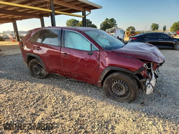 ✅ 2022 Toyota RAV4 LE • VIN: 2T3H1RFV3NW193447 • Lot: 82201435. Wystawiony na Copart z przebiegiem Nie podano. Bezpłatny archiwum sprzedaży aukcyjnych z USA i szczegółowy raport historii pojazdu na DreamBid. Zdjęcie 4.