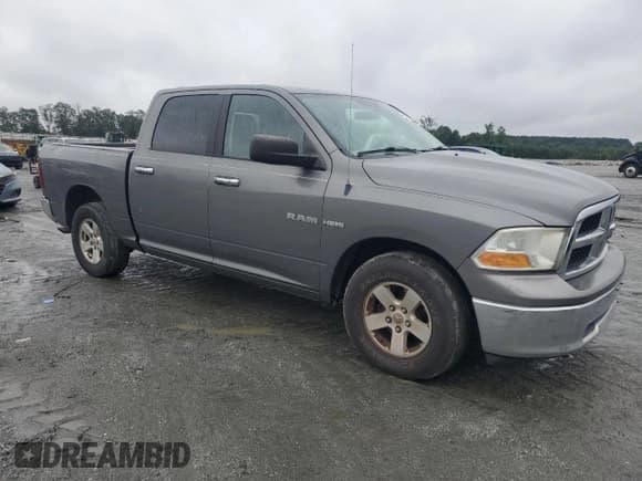 ✅ 2010 Dodge 1500 SLT • VIN: 1D7RB1CT9AS108772 • Lot: 67778585. Wystawiony na Copart z przebiegiem 137 712 mil. Bezpłatny archiwum sprzedaży aukcyjnych z USA i szczegółowy raport historii pojazdu na DreamBid. Zdjęcie 4.