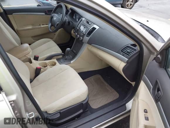 2009 Hyundai Sonata GLS with VIN 5NPET46C69H531564, listed as a IAAI auction lot 43542796 with 149,932 mi miles and . Bid and sale history available at DreamBid. Image 5.