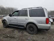 ✅ 1999 Lincoln Navigator • VIN: 5LMPU28A8XLJ41265 • Лот: 44762915. Опубликован ранее на Copart с пробегом 292 137 миль. Бесплатный доступ к архиву аукционных продаж из США и подробный отчёт об истории автомобиля на DreamBid. Изображение 2.