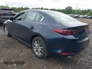✅ 2020 Mazda 3 • VIN: 3MZBPABL1LM126819 • Lot: 43010772. Wystawiony na IAAI z przebiegiem 11 299 mil. Bezpłatny archiwum sprzedaży aukcyjnych z USA i szczegółowy raport historii pojazdu na DreamBid. Zdjęcie 3.